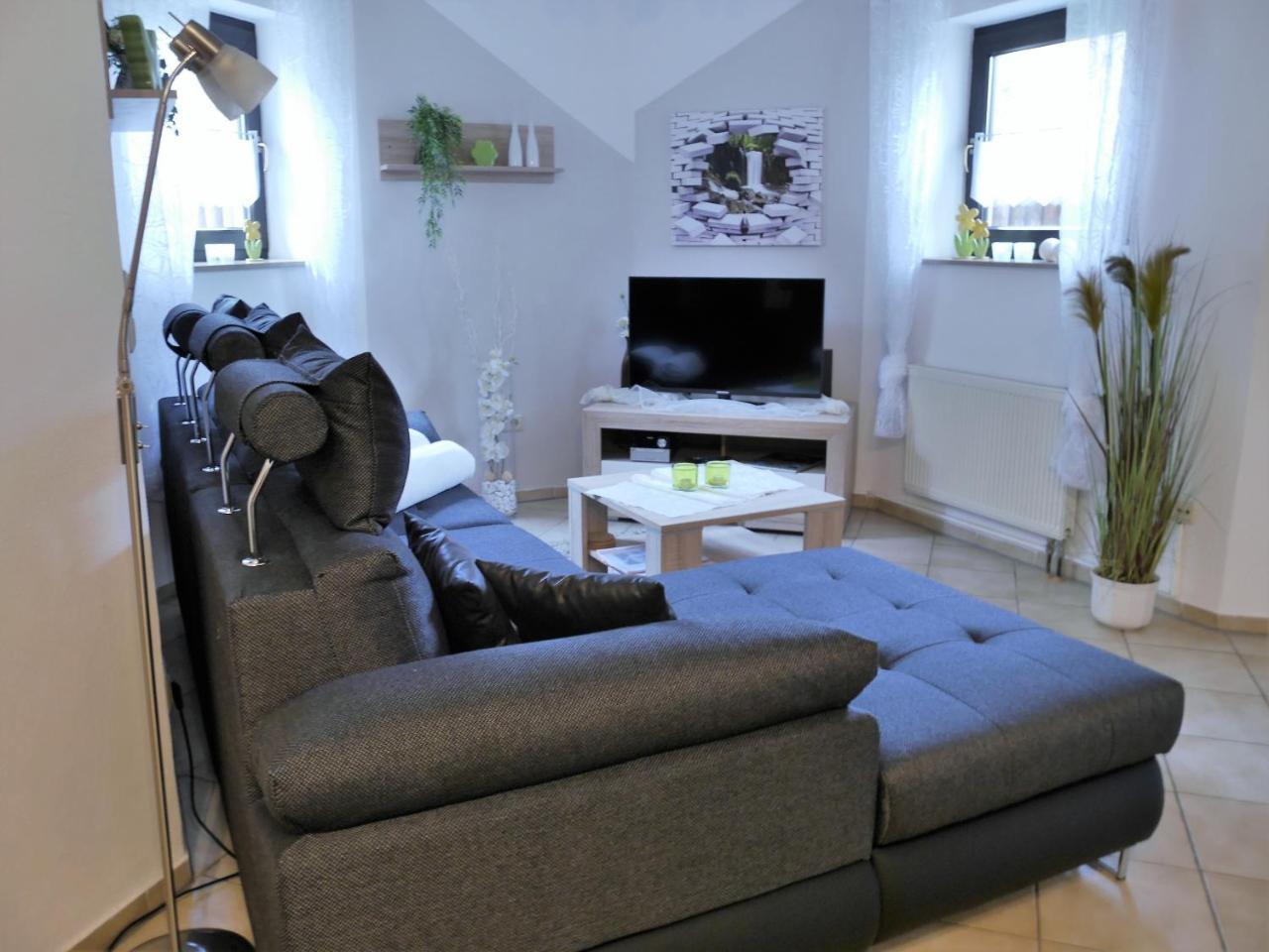 Buttenheim Ferienwohnung-Apartment Regnitztal מראה חיצוני תמונה