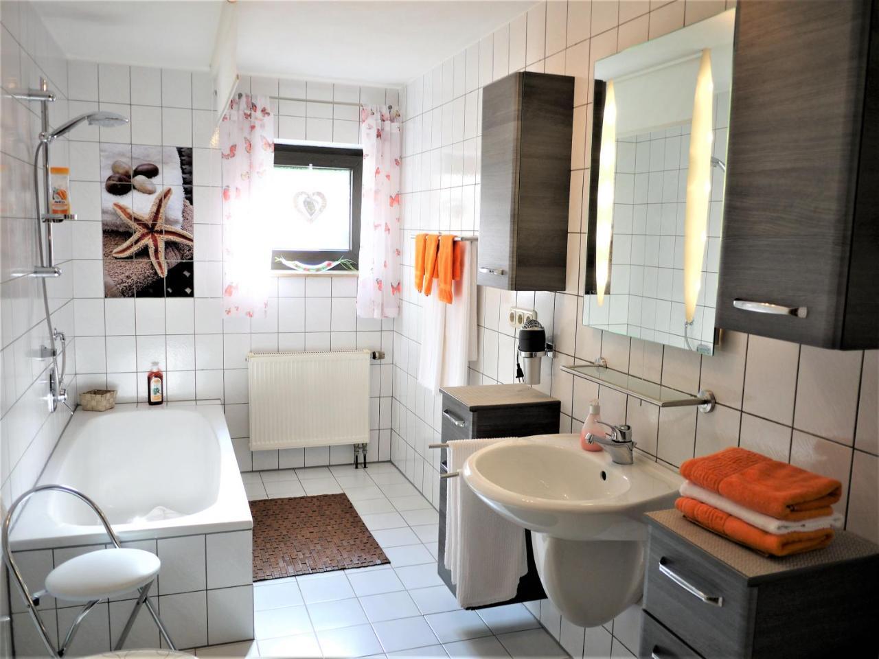 Buttenheim Ferienwohnung-Apartment Regnitztal מראה חיצוני תמונה