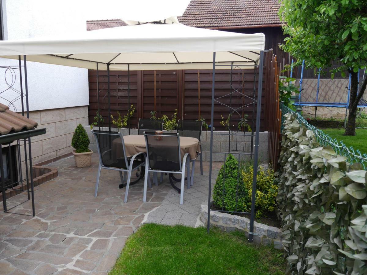 Buttenheim Ferienwohnung-Apartment Regnitztal מראה חיצוני תמונה